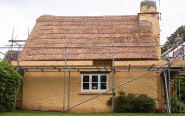 Rettendon thatch roofing costs